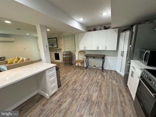 Interior, Kitchen, Recessed Lighting, Wood Texture Flooring