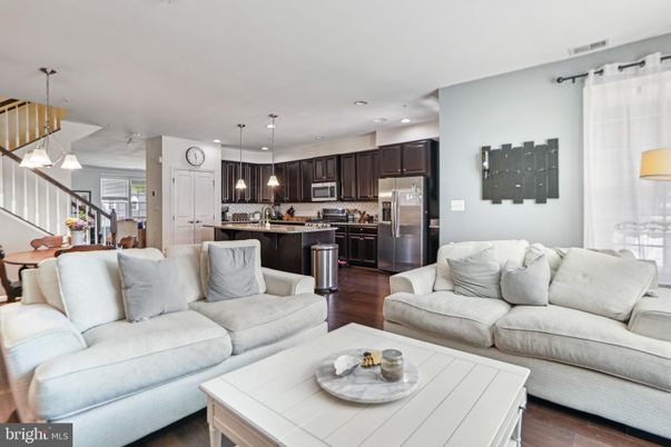 Interior, Kitchen, Living room, Pendant Lights, Recessed Lighting, Stainless Steel Appliances, Wood Texture Flooring
