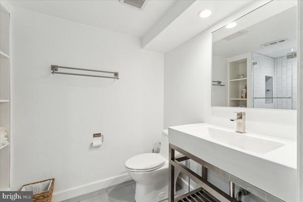 Bathroom, Interior, Recessed Lighting