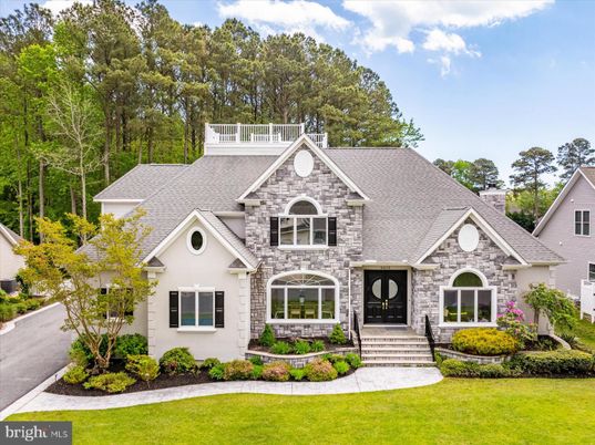 Exterior, Facade, Brick Traditional
