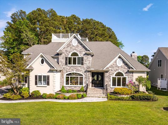 Exterior, Facade, Brick Traditional