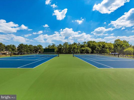 Exterior, Tennis Courts