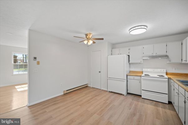 Interior, Kitchen, Wood Texture Flooring