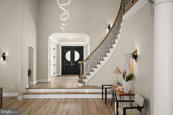 Interior, Pendant Lights, Wood Texture Flooring