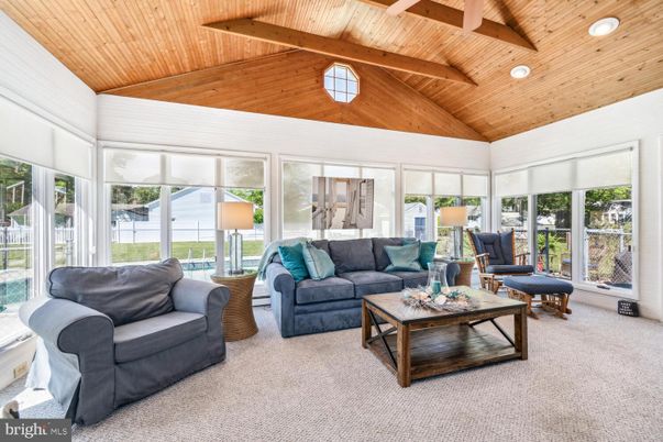 Interior, Living room, Recessed Lighting, Sun Room, Wooden Beams, Wooden Ceilings