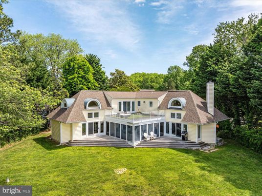 Backyard, Exterior, Facade, French Provincial