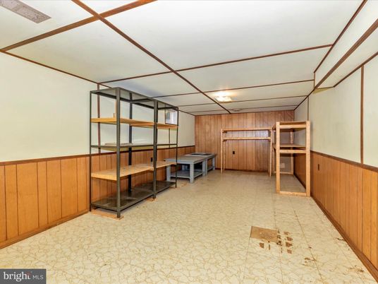 Interior, Wooden Walls