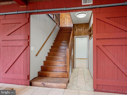 Interior, Wooden Walls
