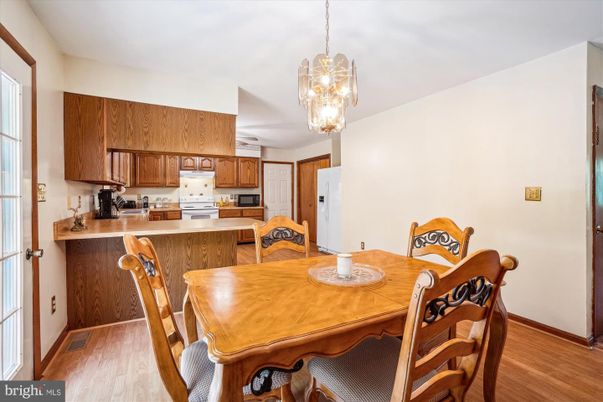 Dining room, Interior, Kitchen, Pendant Lights, Wood Texture Flooring