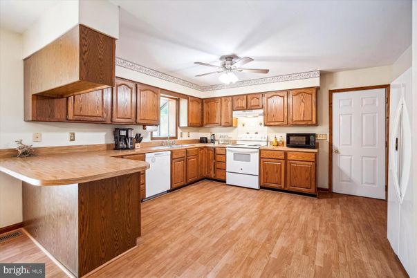 Interior, Kitchen, Wood Texture Flooring