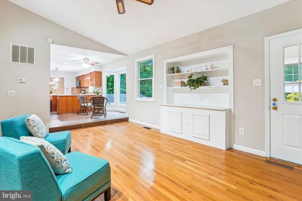 Interior, Kitchen, Pendant Lights, Wood Texture Flooring