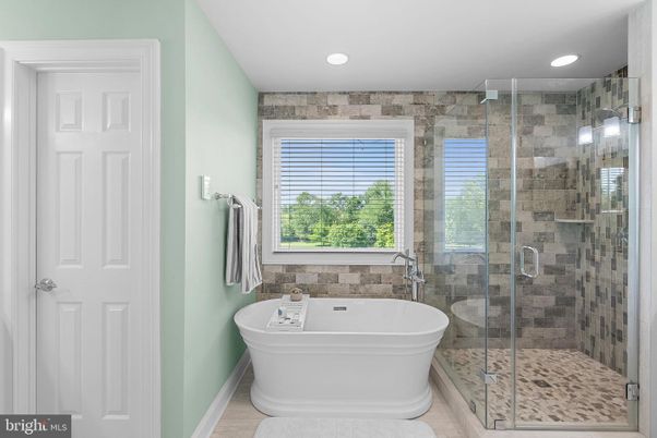 Bathroom, Free Standing Baths, Glass Shower, Interior, Recessed Lighting