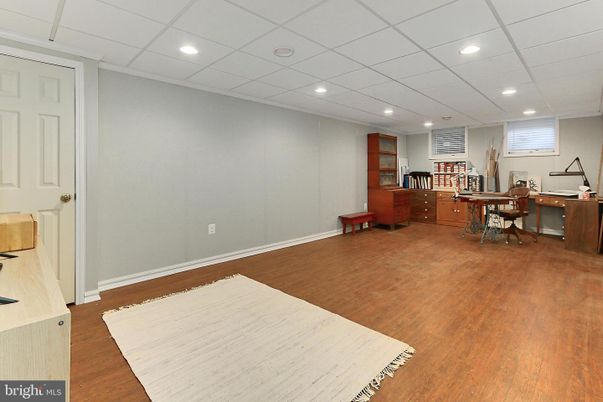 Home Office, Interior, Recessed Lighting, Wood Texture Flooring