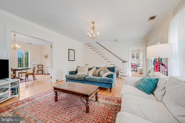 Chandelier, Interior, Living room, Wood Texture Flooring