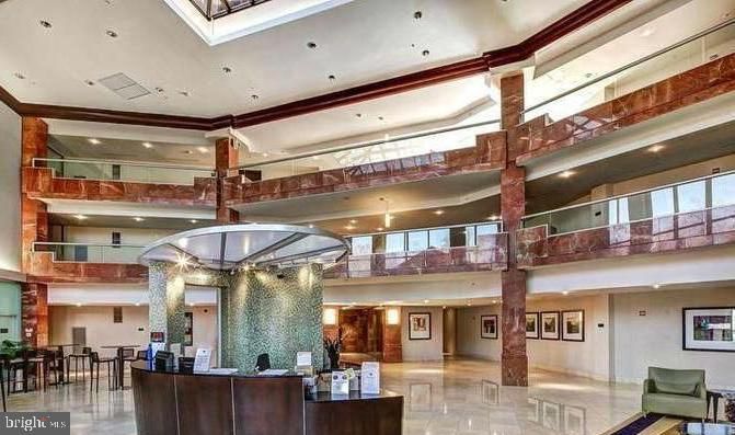Chandelier, Interior, Recessed Lighting