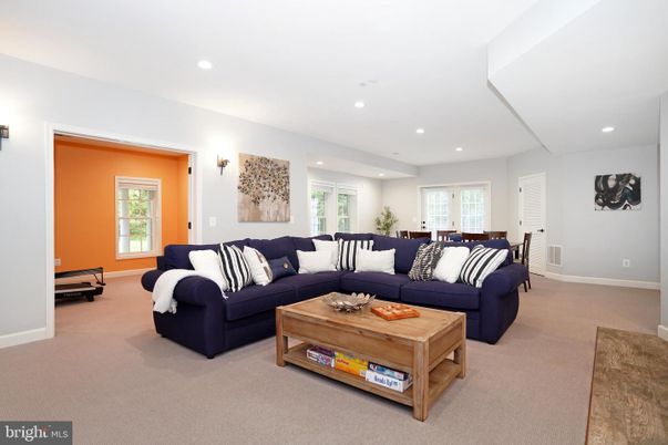 Dining room, Interior, Living room, Recessed Lighting