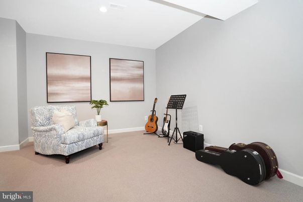 Fitness Equipment, Interior, Recessed Lighting