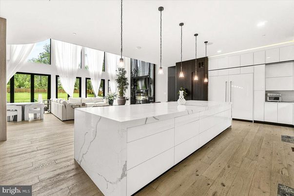 Interior, Kitchen, Living room, Pendant Lights, Recessed Lighting, Wood Texture Flooring