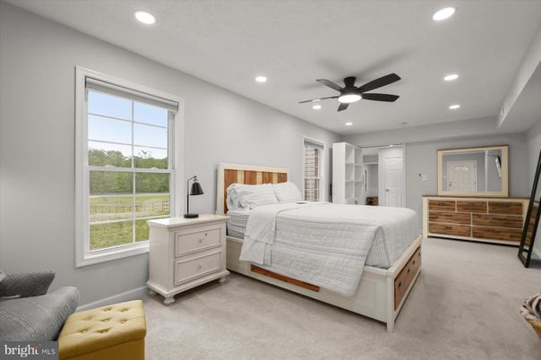 Bedroom, Interior, Recessed Lighting