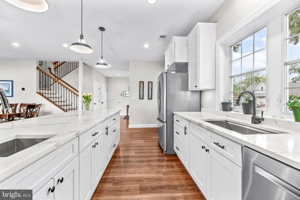 Interior, Kitchen, Pendant Lights, Recessed Lighting, Wood Texture Flooring