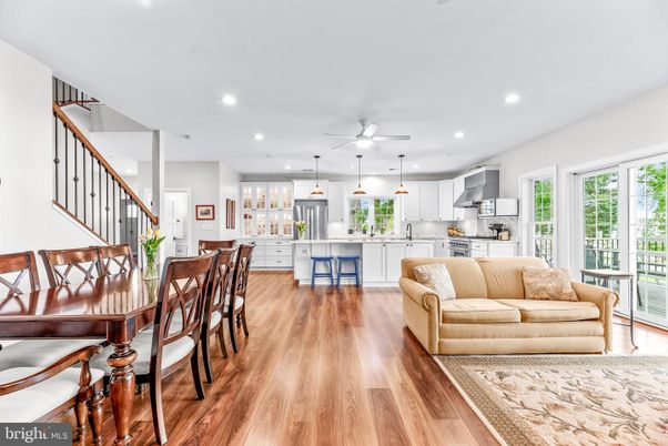 Dining room, Interior, Kitchen, Living room, Pendant Lights, Recessed Lighting, Wood Texture Flooring