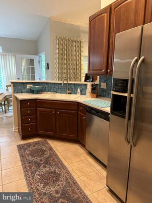 Dining room, Interior, Kitchen, Stainless Steel Appliances