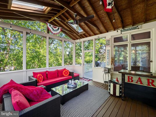 Interior, Living room, Sun Room, Wooden Beams, Wooden Ceilings, Wood Texture Flooring