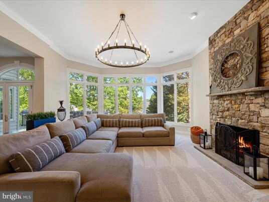 Fireplace, Interior, Living room, Recessed Lighting