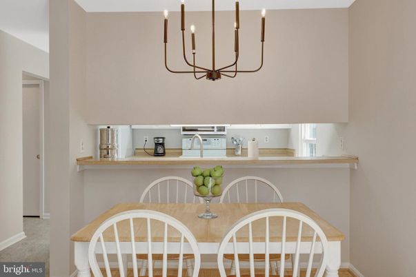 Chandelier, Dining room, Interior
