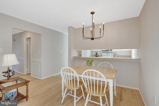 Chandelier, Dining room, Interior, Kitchen, Pendant Lights, Wood Texture Flooring