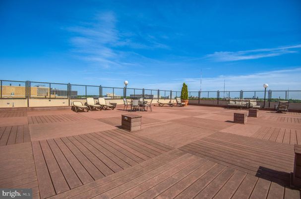 Exterior, Wood Texture Flooring