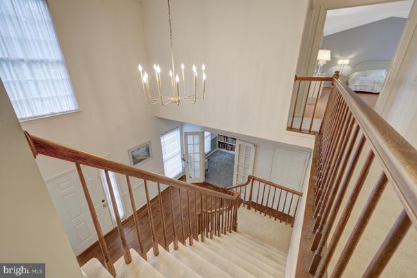 Interior, Pendant Lights, Wood Texture Flooring