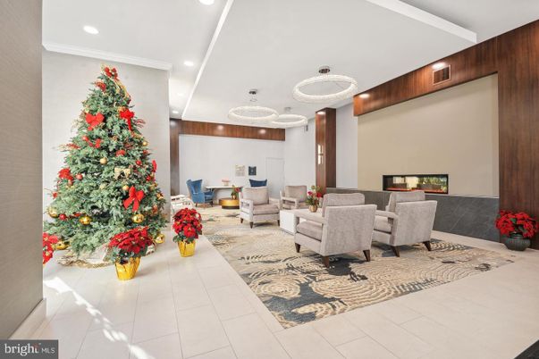 Fireplace, Interior, Living room, Pendant Lights, Recessed Lighting