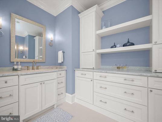 Bathroom, Dual Sink Vanities, Interior