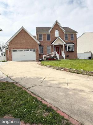 Attached, Exterior, Facade, Brick Facade, Brick Traditional