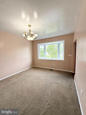 Chandelier, Empty room, Interior