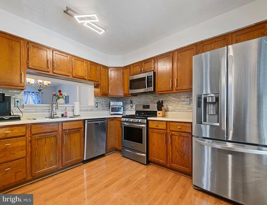 Interior, Kitchen, Stainless Steel Appliances, Wood Texture Flooring