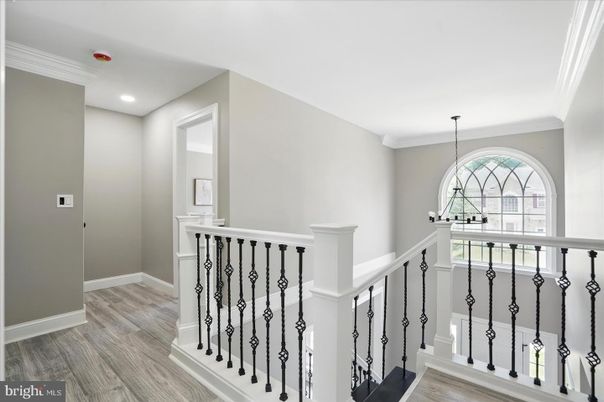 Interior, Pendant Lights, Recessed Lighting, Wood Texture Flooring