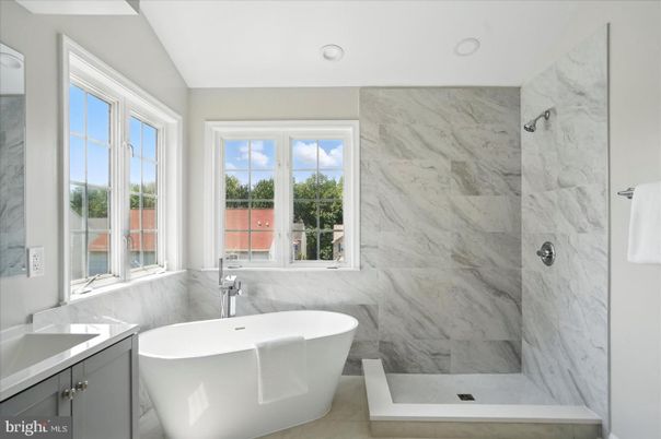 Bathroom, Free Standing Baths, Interior, Marble Walls, Recessed Lighting