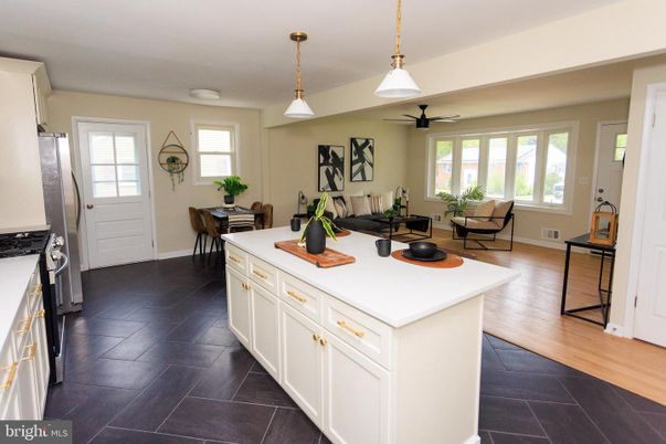 Dining room, Interior, Kitchen, Living room, Pendant Lights, Wood Texture Flooring