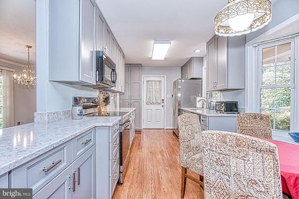 Chandelier, Interior, Kitchen, Pendant Lights, Recessed Lighting, Wood Texture Flooring