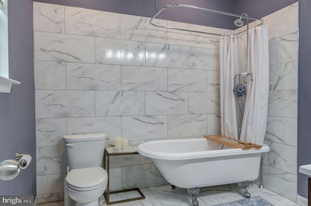 Bathroom, Free Standing Baths, Interior, Marble, Marble Walls