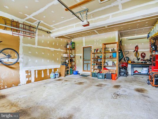 Garage, Interior, Recessed Lighting