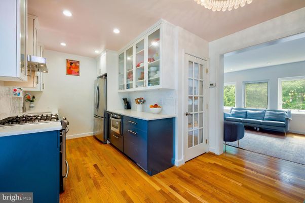 Interior, Kitchen, Living room, Recessed Lighting, Wood Texture Flooring