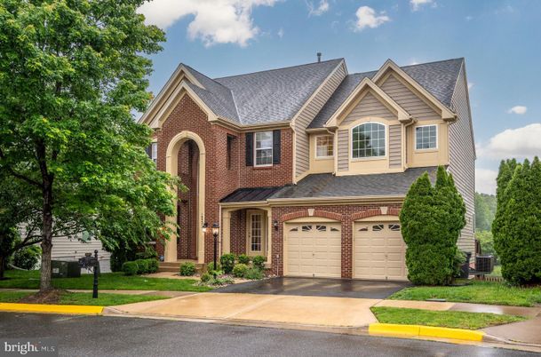 Attached, Exterior, Facade, Brick Facade, Brick Traditional