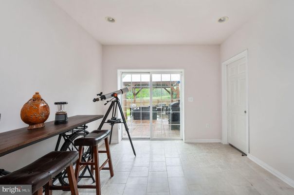 Fitness Equipment, Interior, Recessed Lighting