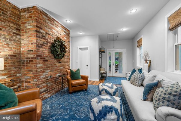 Interior, Living room, Recessed Lighting, Stone Walls, Wood Texture Flooring