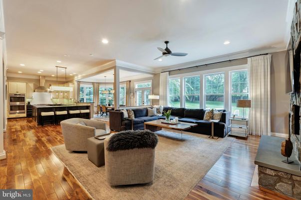 Dining room, Interior, Kitchen, Living room, Pendant Lights, Recessed Lighting, Stainless Steel Appliances, Wood Texture Flooring