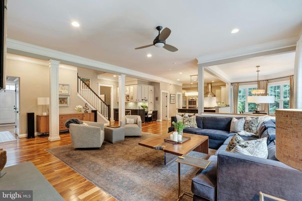 Interior, Kitchen, Living room, Pendant Lights, Recessed Lighting, Stainless Steel Appliances, Wood Texture Flooring