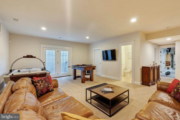 Game Room, Interior, Living room, Recessed Lighting